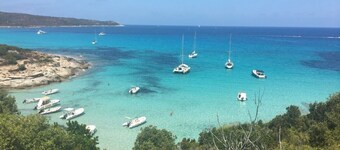 ST FLORENT - QUIET AND BRIGHT T3, COMMON SWIMMING POOL, TERRACES, CLOSE BEACHES
