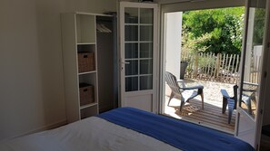 1 soverom, strykejern/-brett, reiseseng for barn og wi-fi (inkludert)