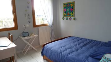 4 Schlafzimmer, Bügeleisen/Bügelbrett, kostenloses WLAN