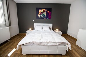 3 chambres, fer et planche à repasser, Wi-Fi, literie fournie