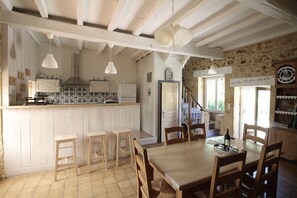 Dining - Dordogne Valley, 4 * holiday house, exclusive pool, 12kms from Bergerac (Bergerac)