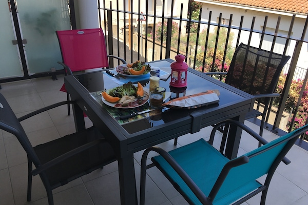 Terrasse cÎté Port