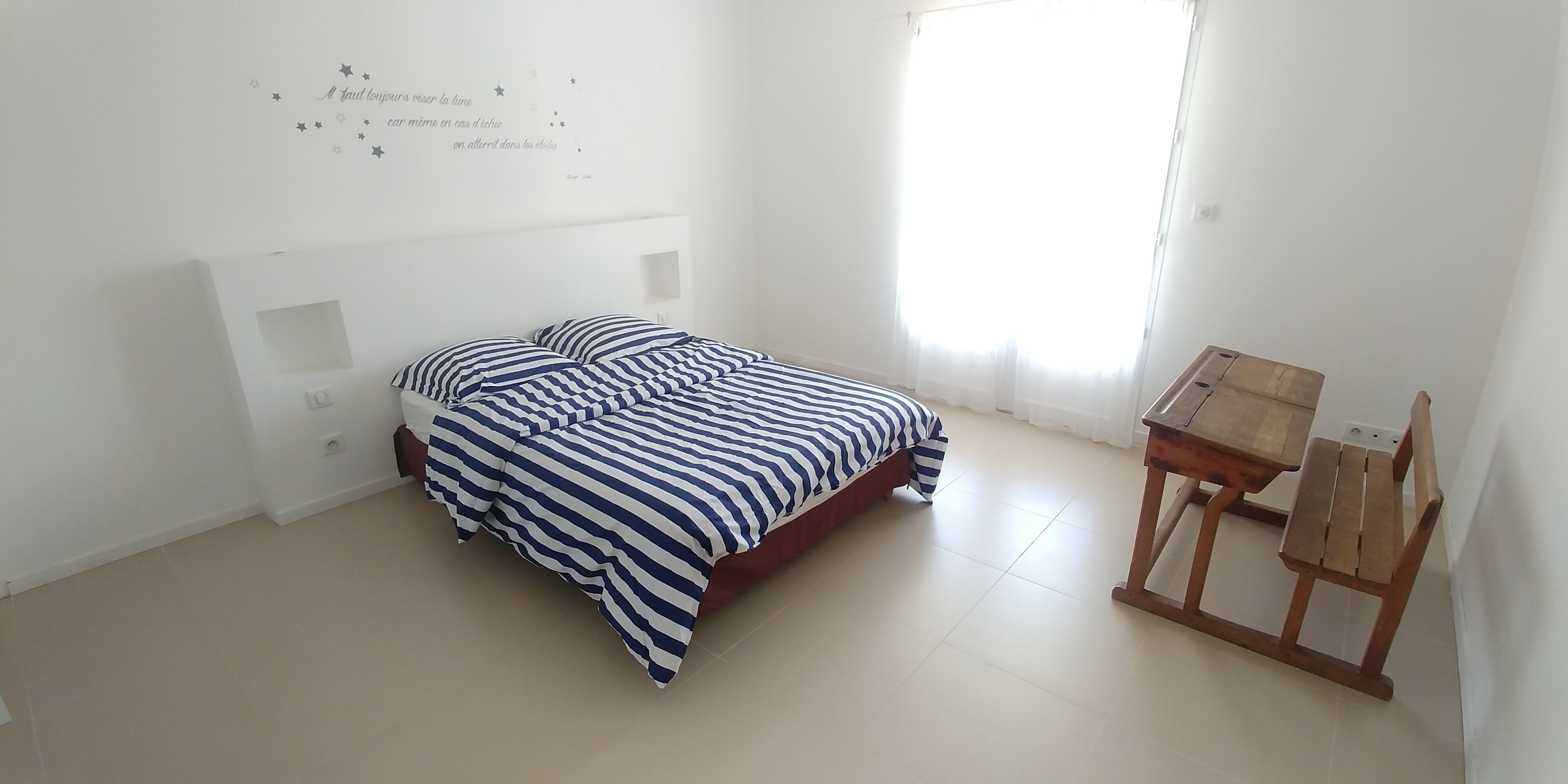 4 chambres, fer et planche à repasser, Wi-Fi gratuit, draps fournis