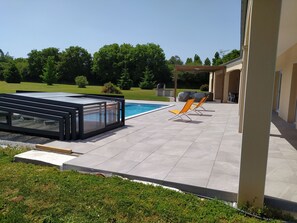 Outdoor pool, a heated pool