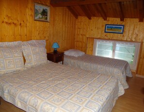2 bedrooms, iron/ironing board, travel crib, free WiFi