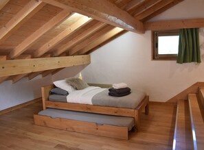 4 bedrooms, iron/ironing board, travel cot, WiFi