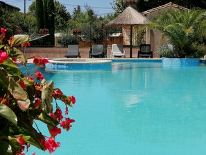Utomhuspool