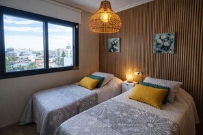 2 chambres, fer et planche à repasser, lit parapluie, Wi-Fi gratuit