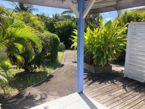 Property grounds - Residence Acacia 3 Bungalows 2/3 pers  (St François)