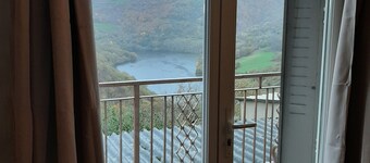 Randonnée portes de l'Aubrac Vue sur Lac, 4 pers, 2 bedrooms 2 wc