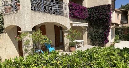 Apartment in villa