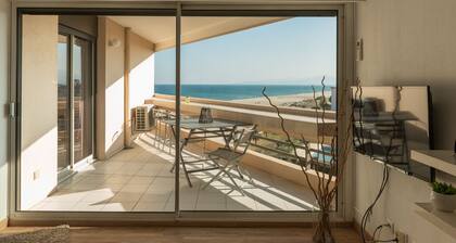 Apartment facing the SEA and BEACH with view of POND and MOUNTAIN