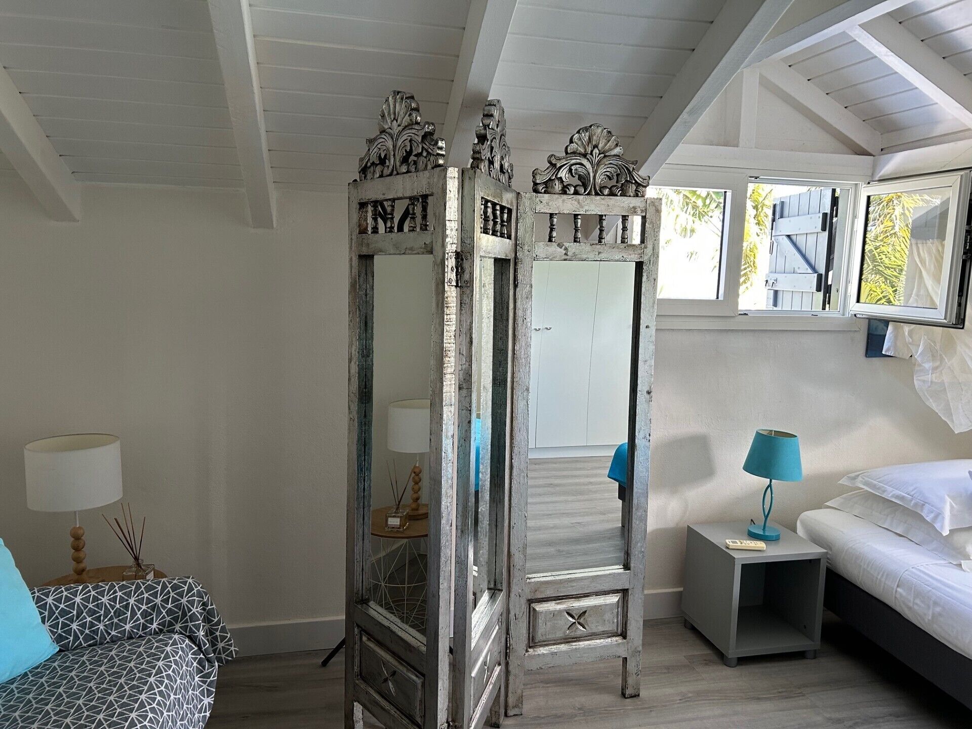 2 bedrooms, in-room safe, iron/ironing board, travel crib