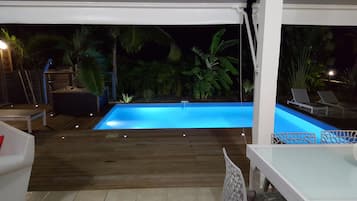 Alberca al aire libre