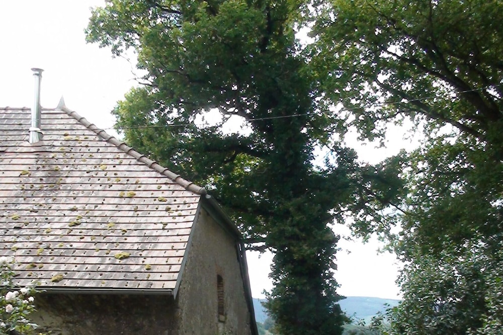 the small estate, haven of peace