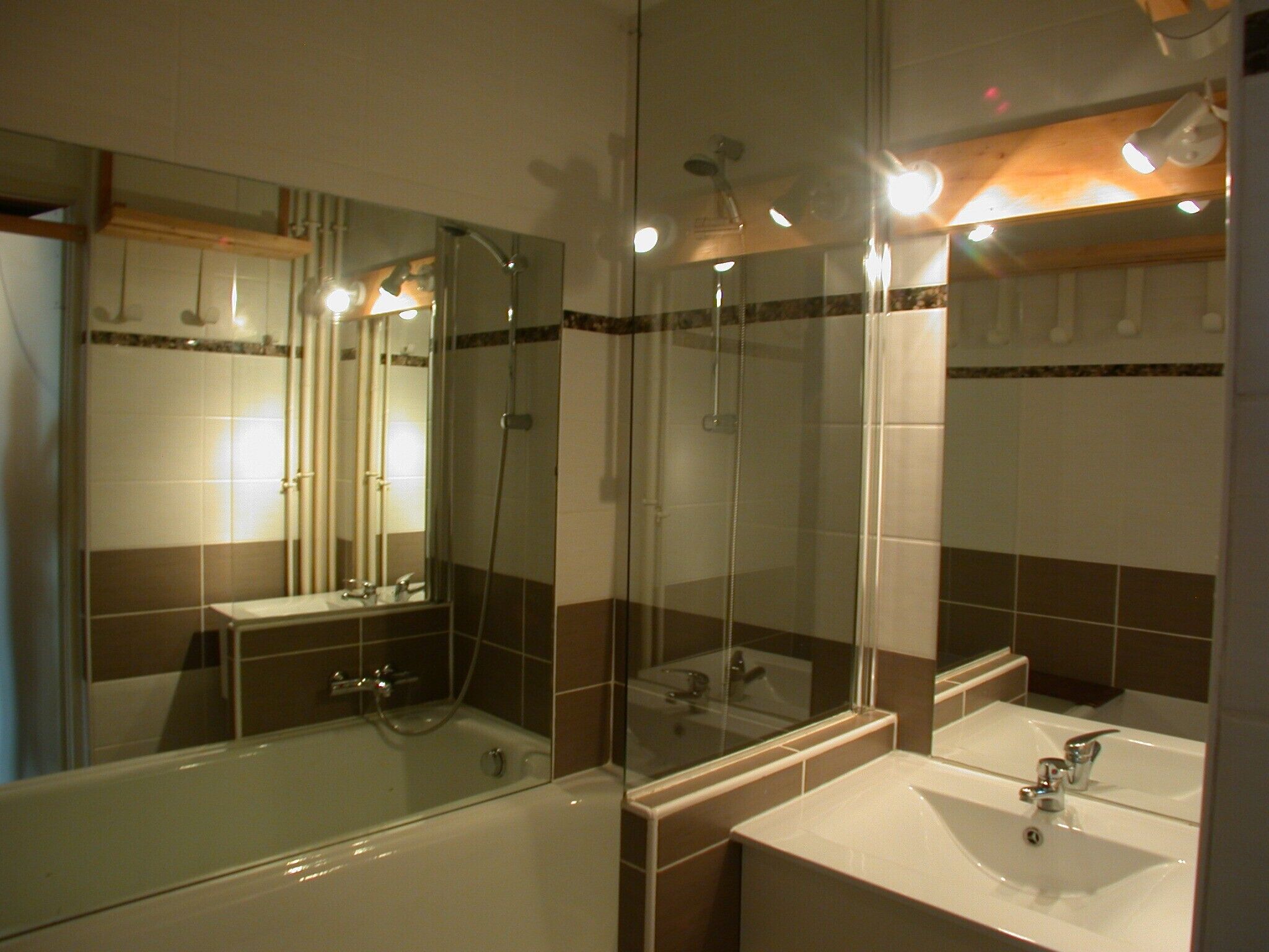 Bathtub
