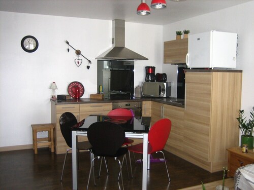 New apartment, comfortable, super center, elevator and wifi