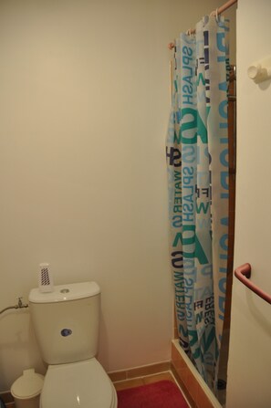 Douche, papier toilette