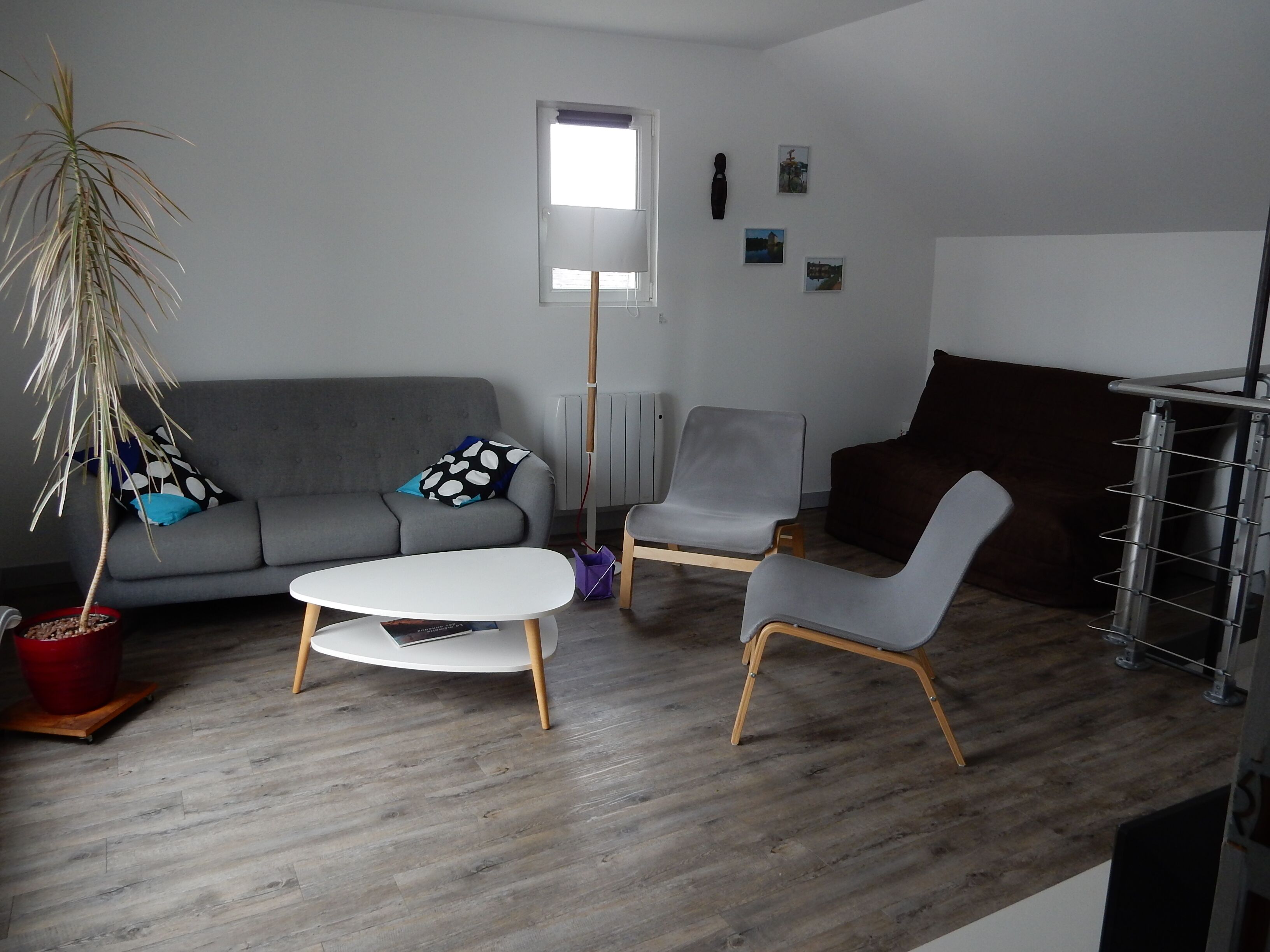 Very comfortable comfortable cottage in the heart of a village near Mayenne.