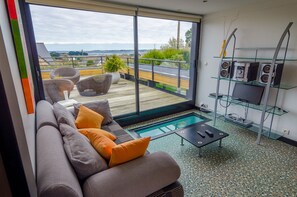 TV, DVD player, foosball, table tennis