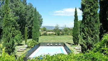 Piscine extérieure, piscine chauffée