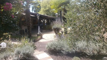 Enceinte de lâhĂ©bergement