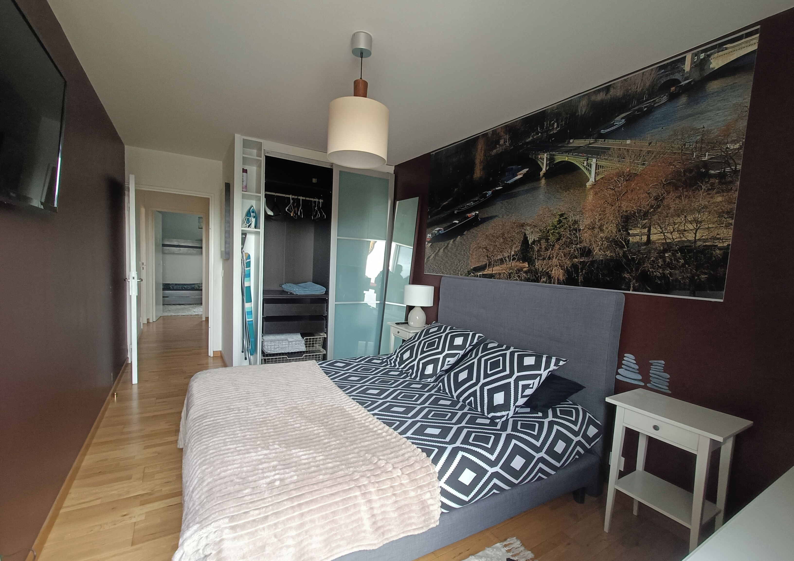 3 dormitorios, tabla de planchar con plancha, wifi y ropa de cama