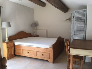 2 habitaciones, wifi y ropa de cama