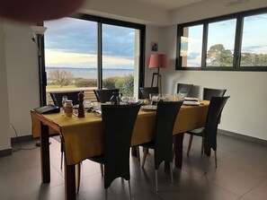 Dining - House 'between land and sea', sea view and access to the Gulf of Morbihan, 8 p. (Arzon)