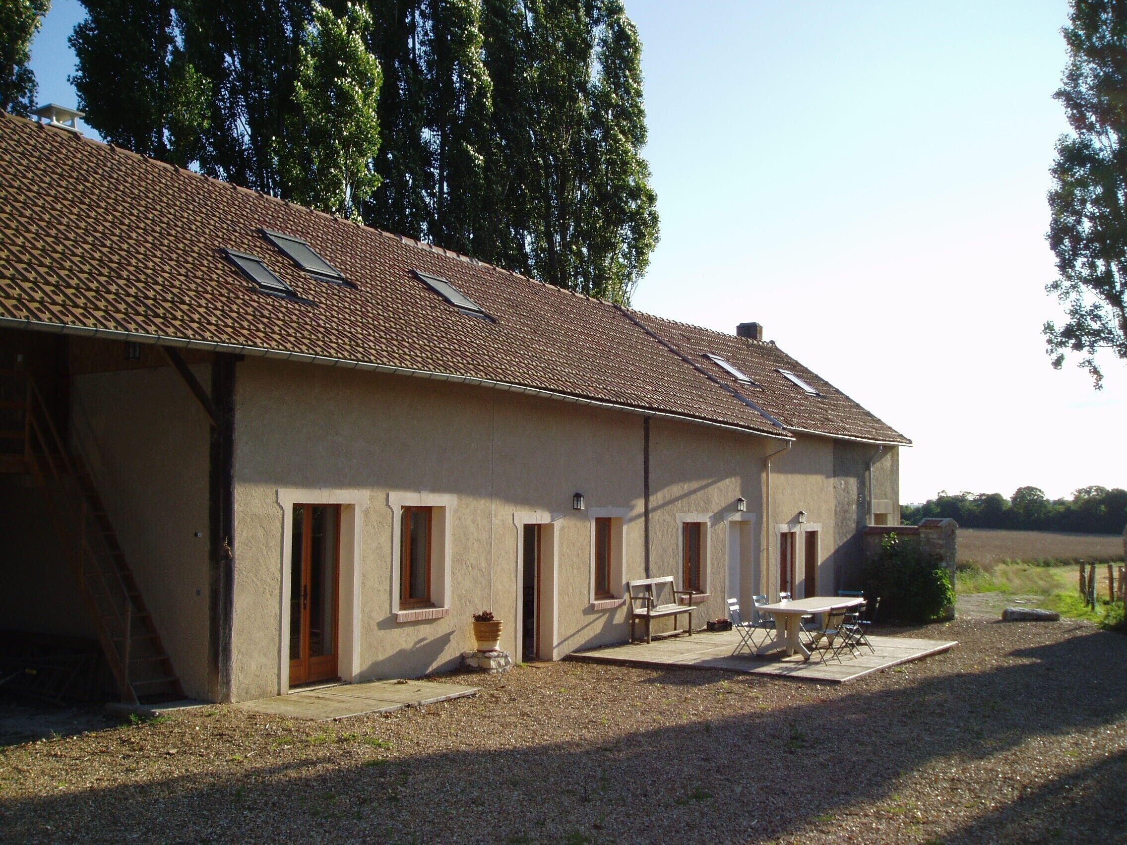 Large Gîte on the farm (14 people) in Arnouville les Mantes (+ option F3)