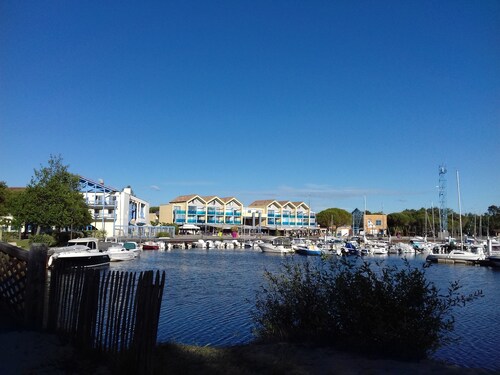 Maisonette im Hafen von Hourtin