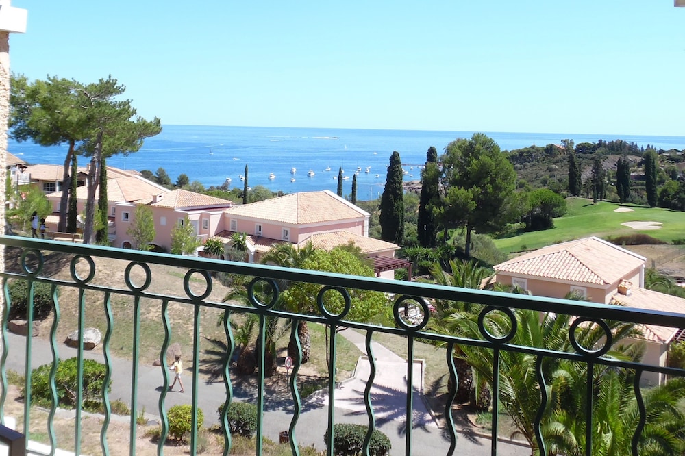 Studio with sea view, 4/5 people