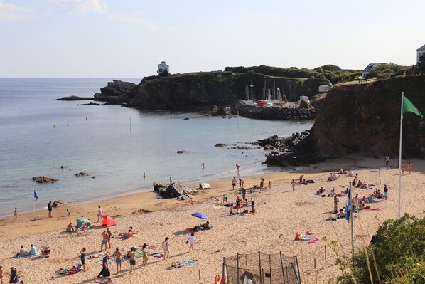 Beach nearby, sun loungers