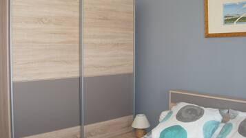 2 chambres, fer et planche à repasser, Wi-Fi gratuit