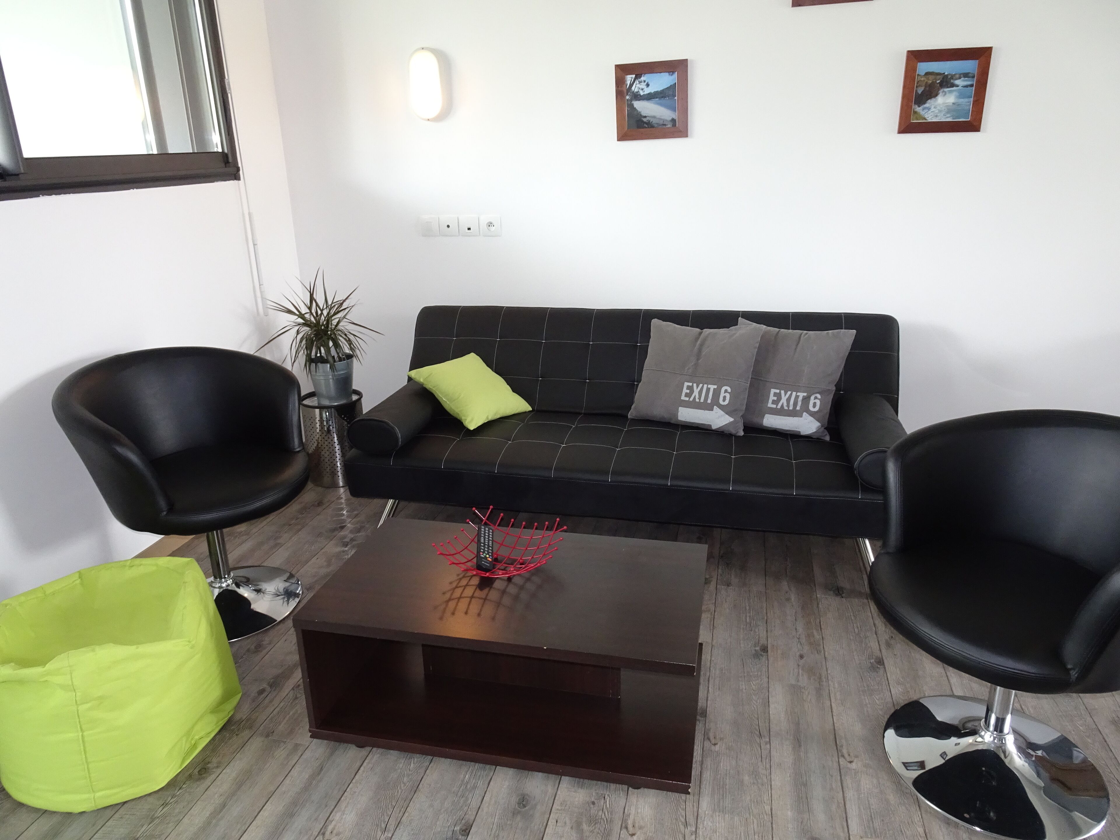 CROSSING APARTMENT + TERRACES, QUIET, NEAR THE SEA