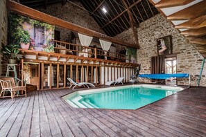 Piscine couverte, piscine chauffée