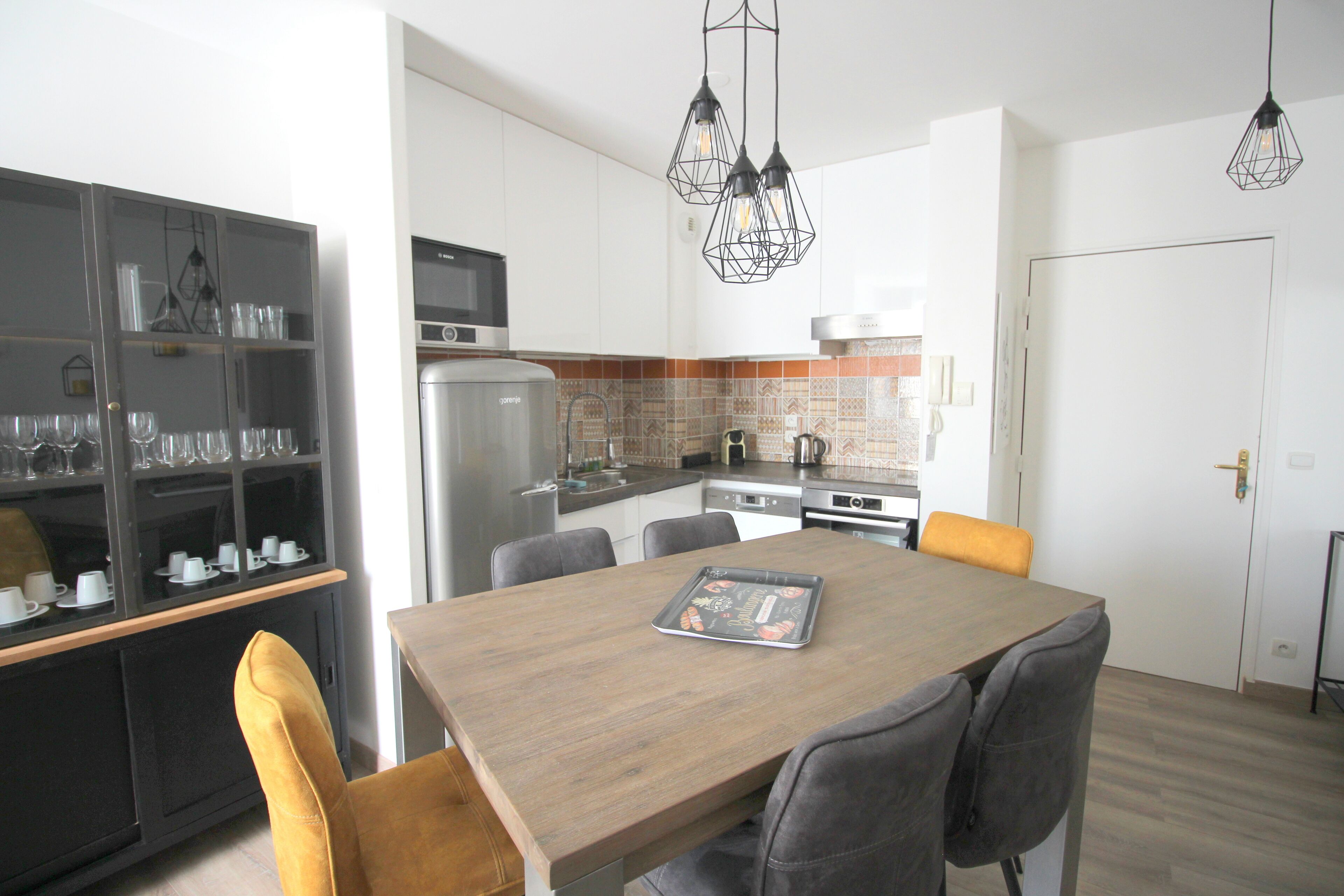 2 Bedroom Apartment Tuscany Square, Val d'Europe, 10min Disneyland (TUSCANY 3)