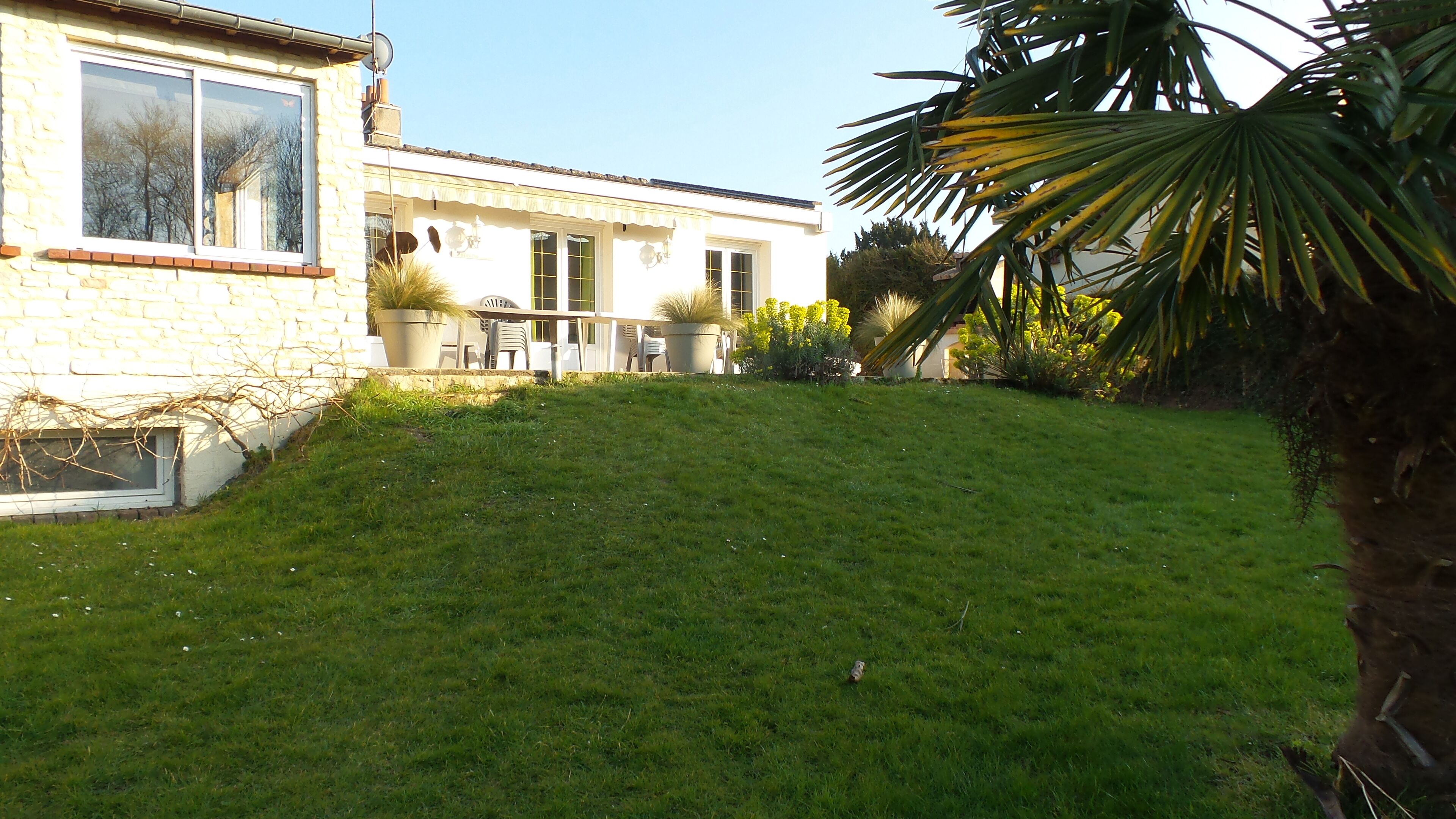 HOUSE FULL FOOT 3 MINUTES FROM THE SEA 18 PERS, tourism label.