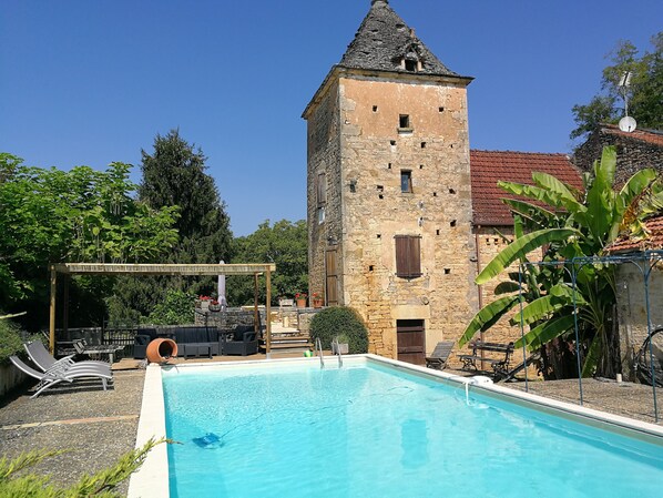 Pool - Le Pigeonnier (Goujounac)