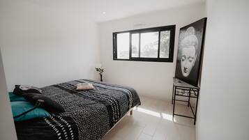 4 chambres, fer et planche Ă repasser, Wi-Fi, draps fournis