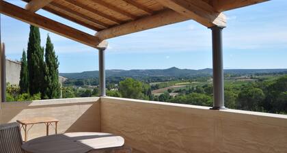 Large house with view, quiet, 10mn walk from town center