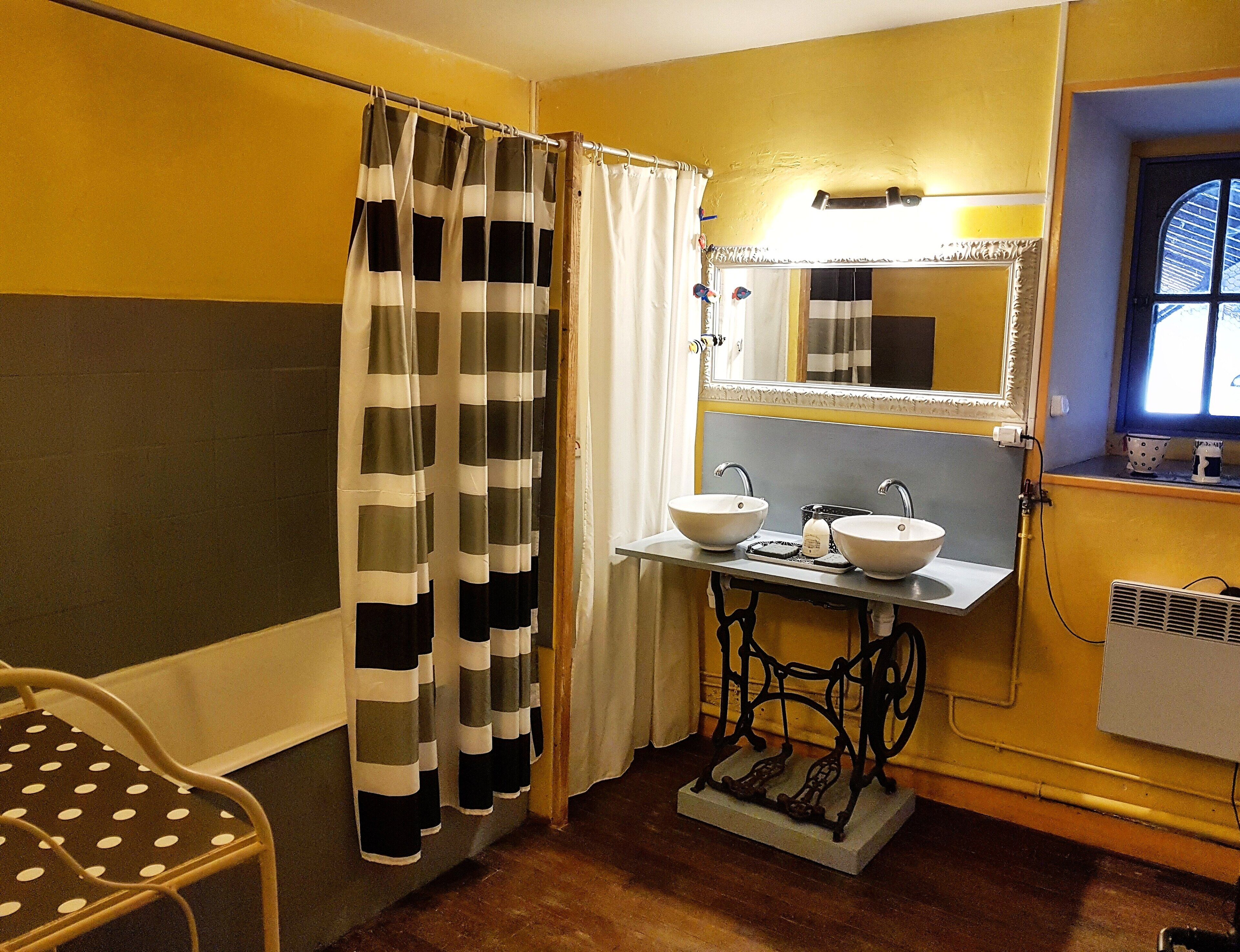 the Manor of Saint Piat