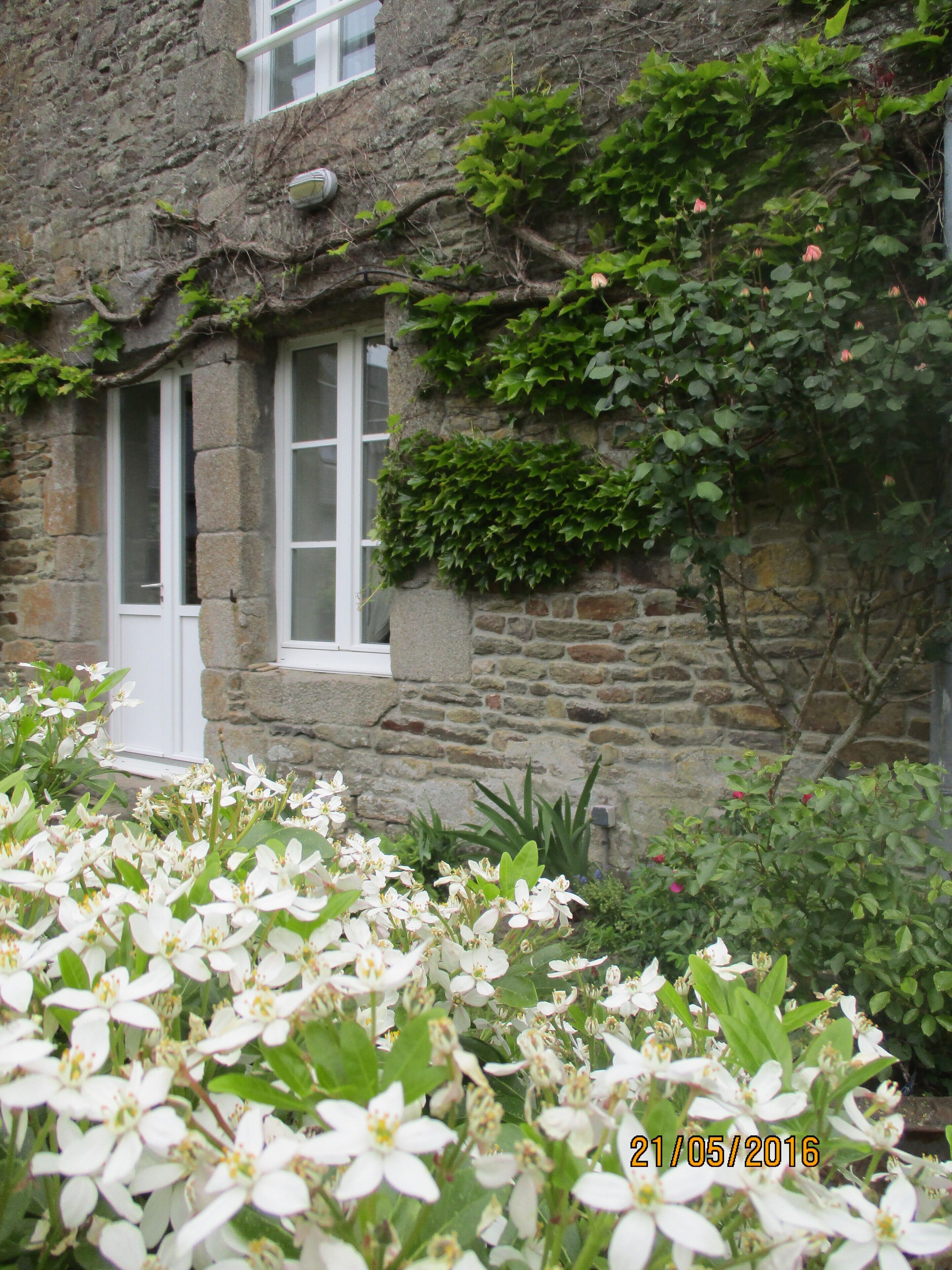 Tissey cottage in the bay of Mont St Michel