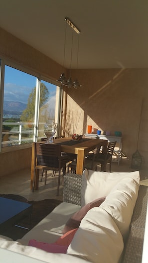 Televisión y libros 