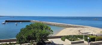 Beautiful apartment with sea view in Concarneau - Wi fi, balcony, private parking