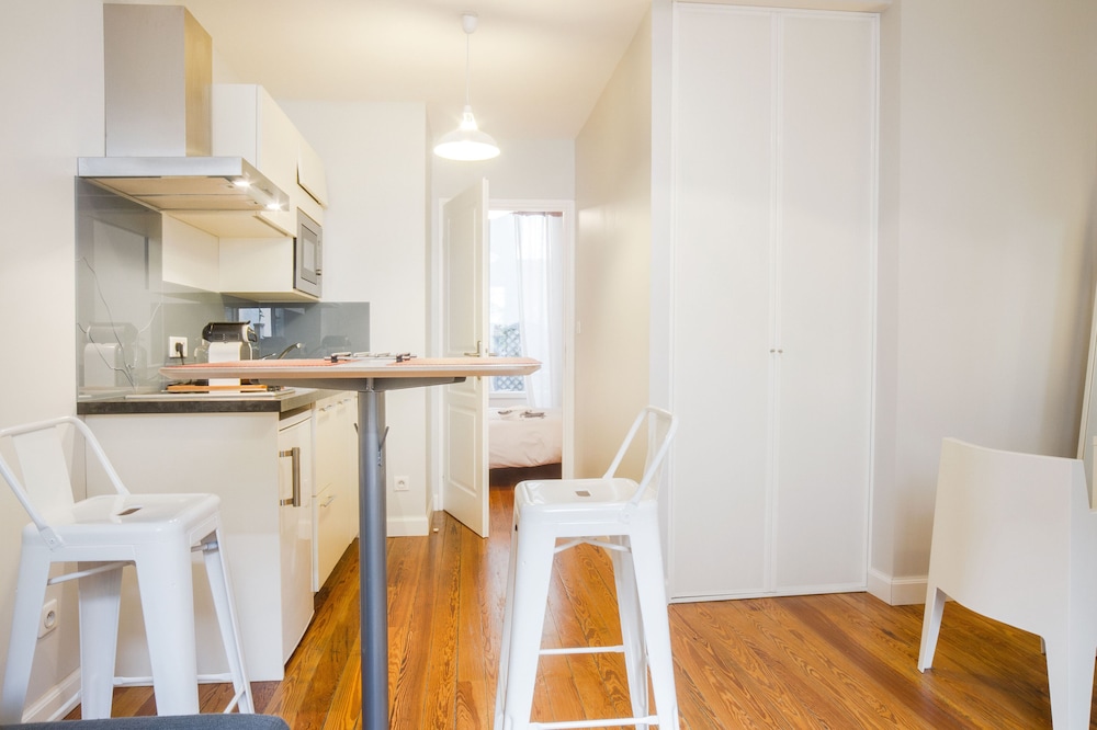 SUPERB T2 34m² CHARMING near CAPITOLE, PARKING, GARDEN TERRASSET, TERRACE, WIF