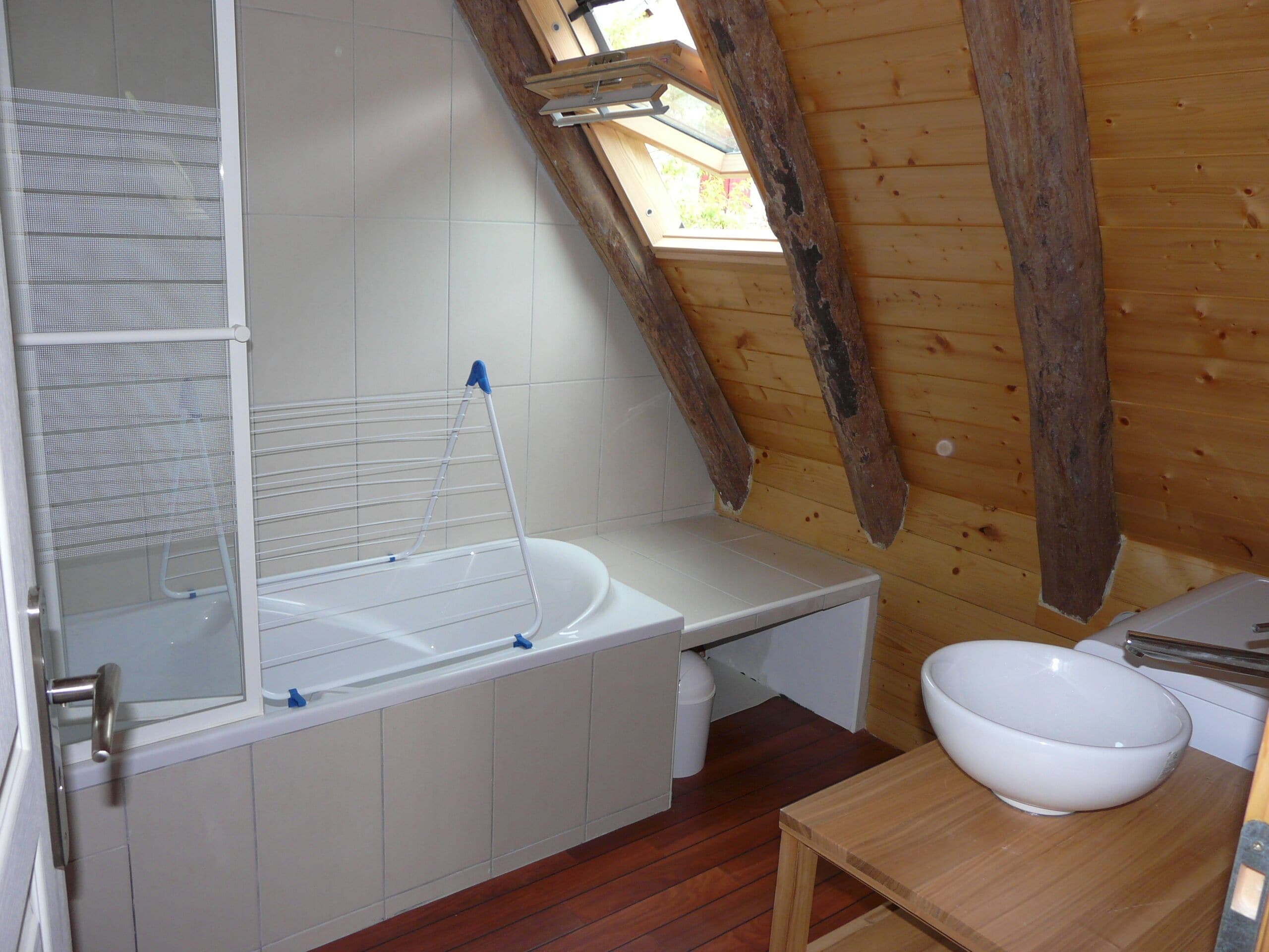 Beautiful house 2-3 people in mountain converted barn