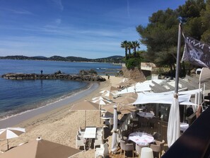 Beach nearby - Les Issambres Space and calm, sea view and garrigue view...  (Roquebrune-Sur-Argens)