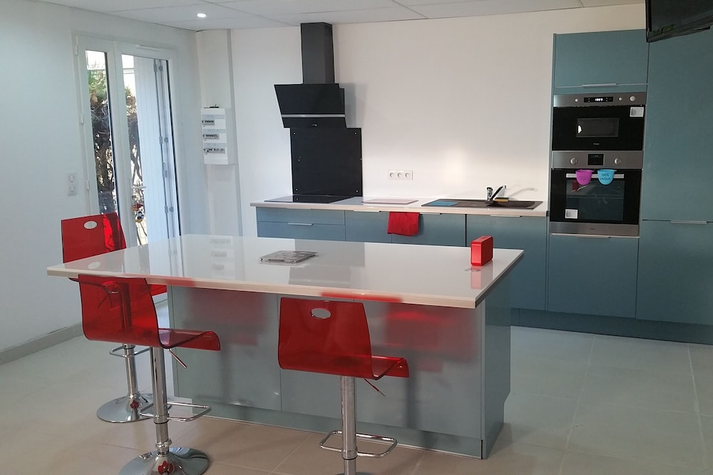 NEW STUDIO 50M2 with patio