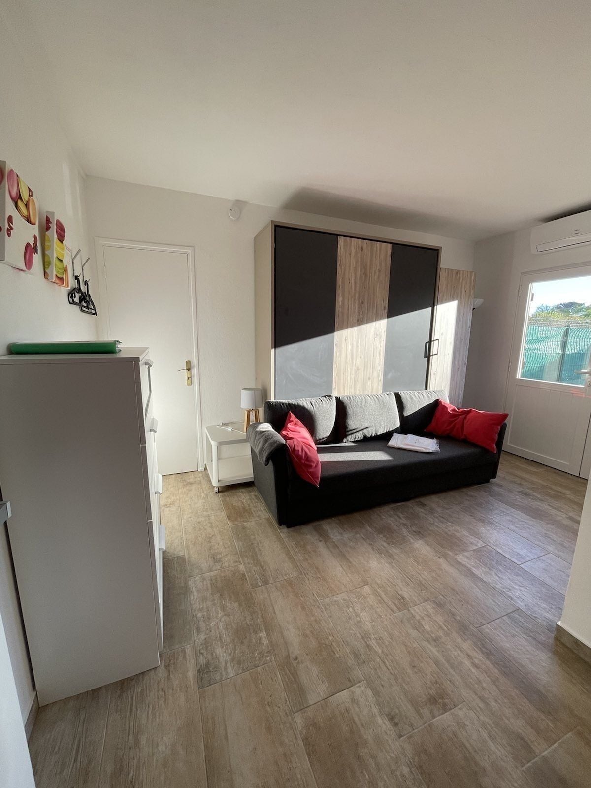 new 20m2 studio - absolute tranquility - 1 minute walk from the sea - only happiness